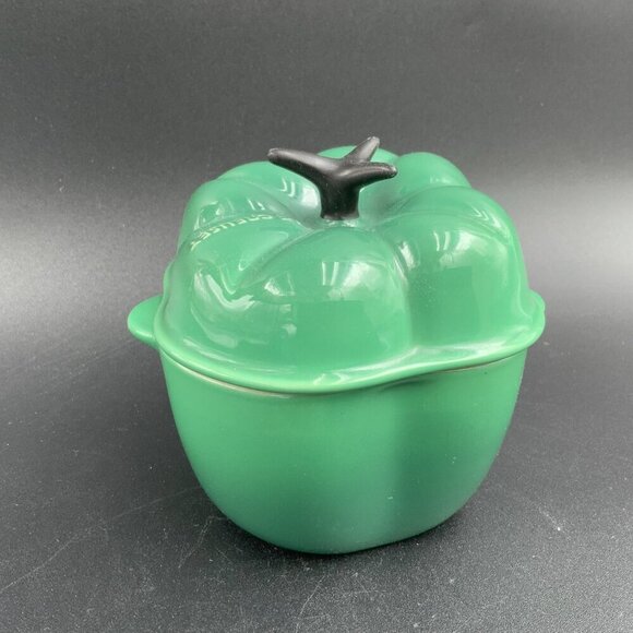 Le Creuset Green Bell Pepper Petite Casserole Stoneware Cocotte - Picture 5 of 8